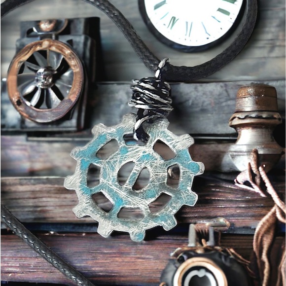 5 For $25💫Steampunk Gears Pendant Necklace - Picture 1 of 5